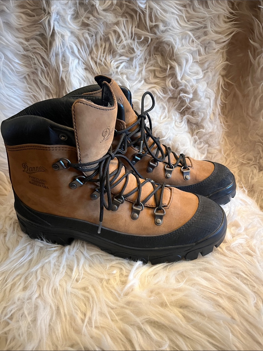 Danner hiking- combat boot
